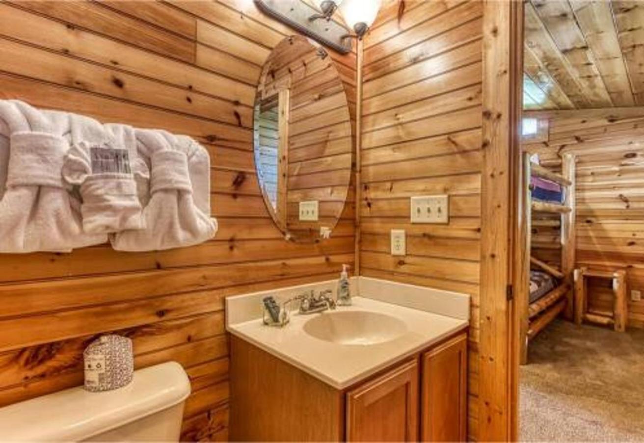 Dreams Come True With This Luxury Cabin! Gatlinburg Exterior foto